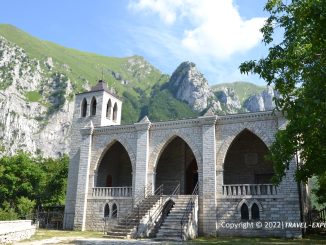 L'eremo di San Leonardo, la chiesina di Padre Lavini